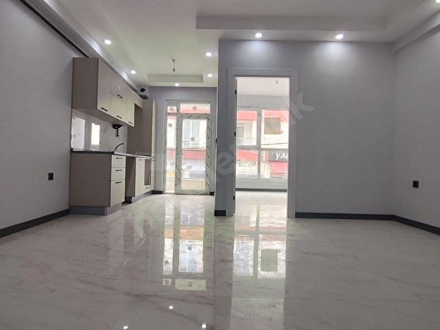 EYMEN EMLAKTAN SATILIK1+1 SIFIR YERDEN ISITMALI ASANSÖRLÜ DAİRE - Görsel 3