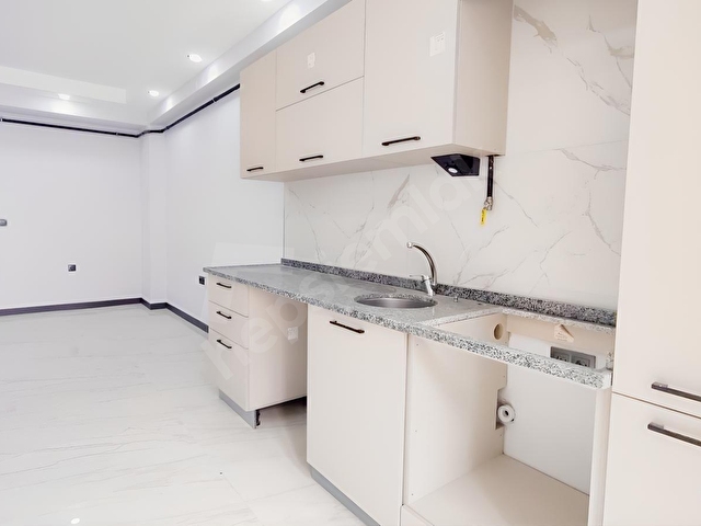 EYMEN EMLAKTAN SATILIK1+1 SIFIR YERDEN ISITMALI ASANSÖRLÜ DAİRE - Görsel 27