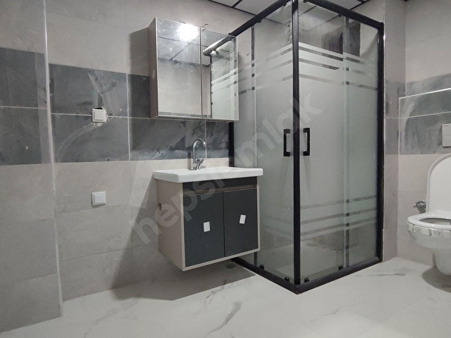 EYMEN EMLAKTAN SATILIK1+1 SIFIR YERDEN ISITMALI ASANSÖRLÜ DAİRE - Görsel 6
