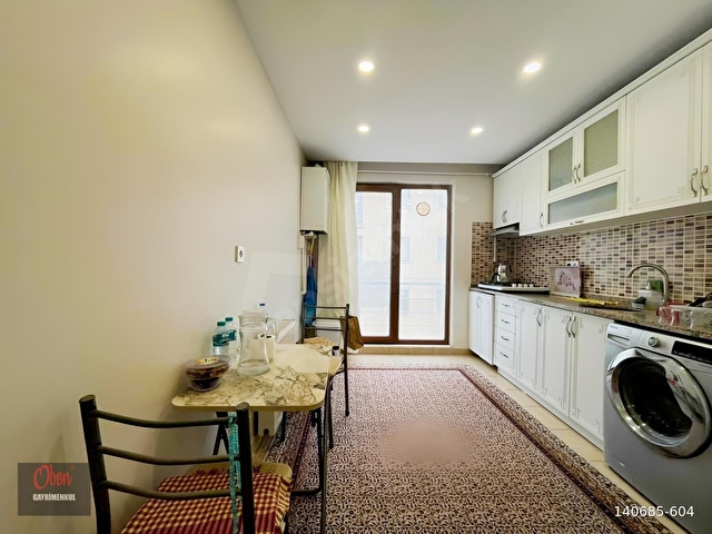Fındıklı mah ara kat çift balkonlu eşyalı daire 3+1 net 120 m² - Görsel 7