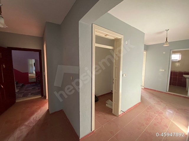 Hastane ve cezaevine yürüme mesafesinde kiralık 3+1 daire - Görsel 4
