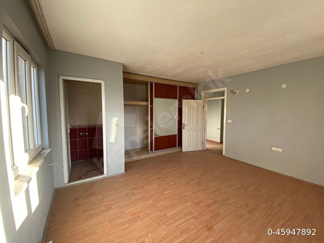 Hastane ve cezaevine yürüme mesafesinde kiralık 3+1 daire - Görsel 8