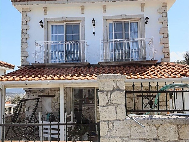 Alaçatı Çarşıya Yakın Nilberkden Müstakil Havuzlu Kiralık Villa - Görsel 9