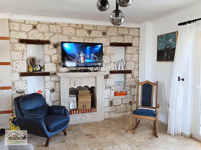 Alaçatı Çarşıya Yakın Nilberkden Müstakil Havuzlu Kiralık Villa - Görsel 11