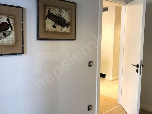 Manisa Meydan sitesinde 1+1 kiralık havuz ve AVM. Cepheli eşyalı  cadde cepheli - Görsel 9