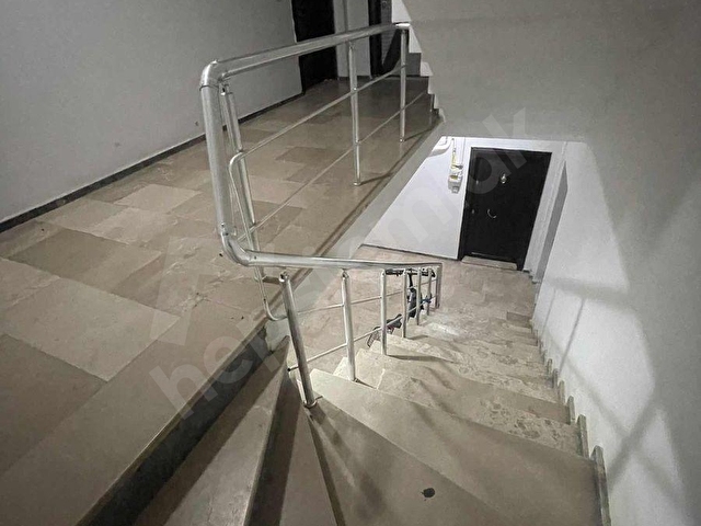 MAYADAN ADLİYE YANINDA EŞYALI BALKONLU 1+1 YATIRIM FIRSATI ACİLL - Görsel 4