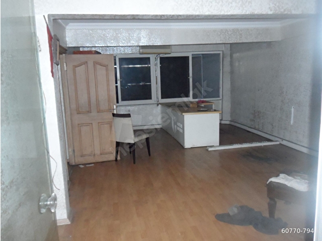 Zeytinburnu Demirciler Sitesin de Kiralık Dükkan - Görsel 13