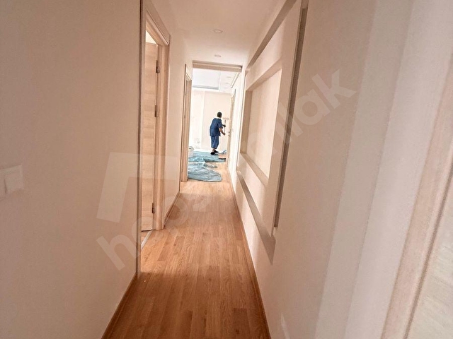 Cennet Mahallesinde Satılık 4+2 220 m2 K.Otoparklı Ebeveyn Banyolu Daire - Görsel 22