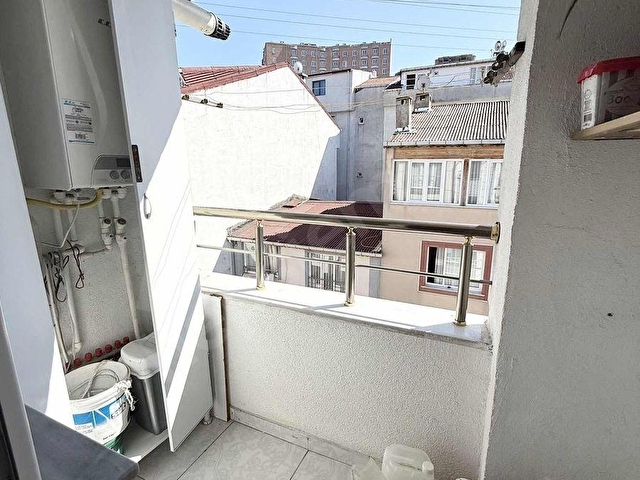 FULL EŞYALI KİRALIK 2+1 DAİRE METROBÜSE 10 DK! - Görsel 4