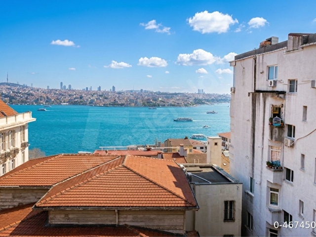 TAKSİM GÜMÜŞSUYU BOĞAZ MANZARALI 200 m² PRESTİJ YÖNETİCİ OFİSİNİZDE
