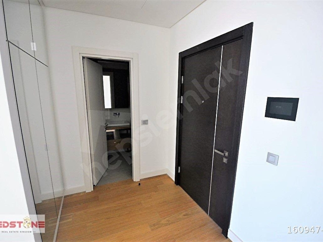 Emaar Heights Blokta Balkonlu 1+1 Satılık Daire Home / Office - Görsel 4