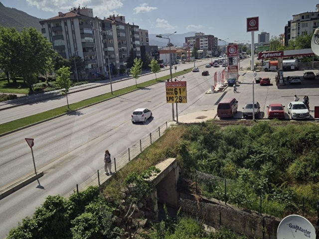 BAĞBAŞI ACIPAYAM BULVARI CEPHELİ ASANSÖRLÜ ARAKAT DAİRE SATILIK - Görsel 7