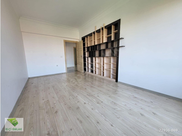 AZİZİYE MH..WİLLY BRADT SOKAKTA.BAKIMLI.1.KAT..120M.OTOPARKLI - Görsel 4