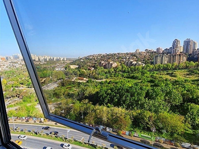 BAHÇEŞEHİR LOCADA GÖLET VE PARK MANZARALI REZİDANS
