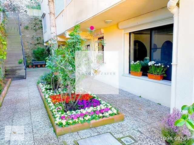 Rumeli Hisarda Manzaralı Kapalı Garajlı Kiralık Yol Yalısı - Görsel 15