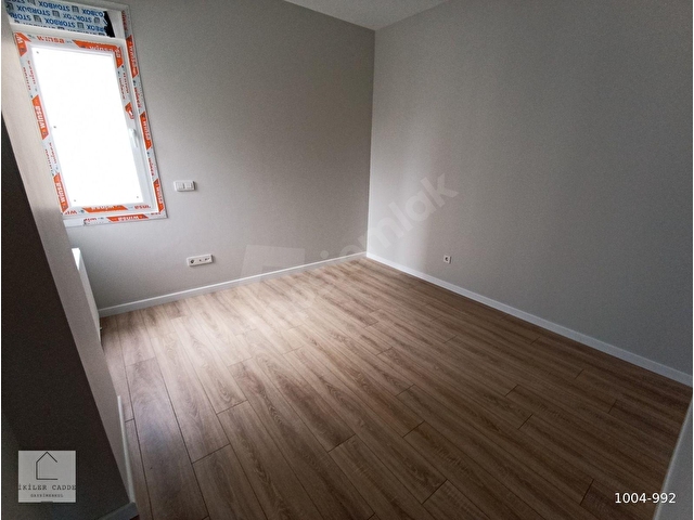 KADIKÖY ERENKÖY SATILIK DAİRE 115 m² NET 3+1 BALKONLUSIFIR BİNA - Görsel 24