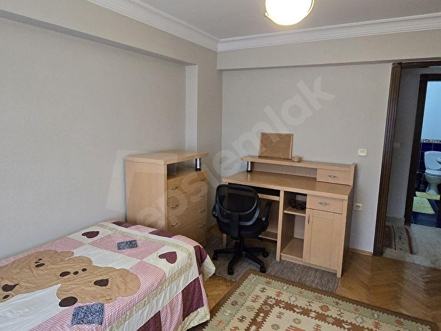 İLKBAHAR MAHALLESİNDE 5+1 MOBİLYALI KATTA DUBLEKS KİRALIK DAİRE - Görsel 24