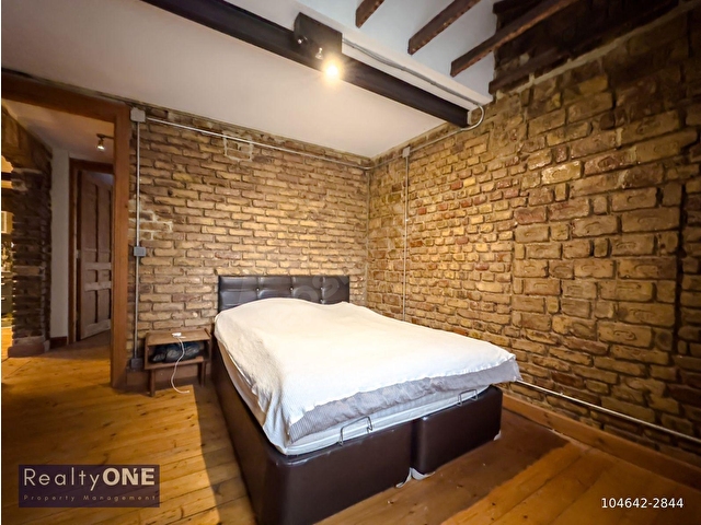 Beyoğlu Galatada 2+1 Kiralık Daire Tarihi Binada Eşyalı - Görsel 28