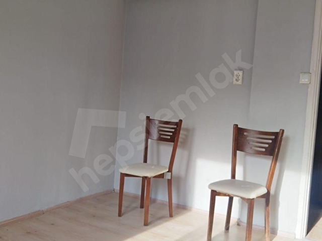 HACIYUSUF MAHALLESİ NDE BAKIMLI 2+1 SATILIK DAİRE! - Görsel 20