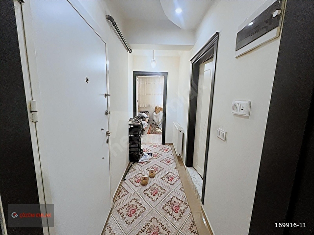 ÇÖZÜM EMLAKTAN MURADİYE 23 NİSAN PARKI CİVARI 1+1 EŞYALI DAİRE - Görsel 14