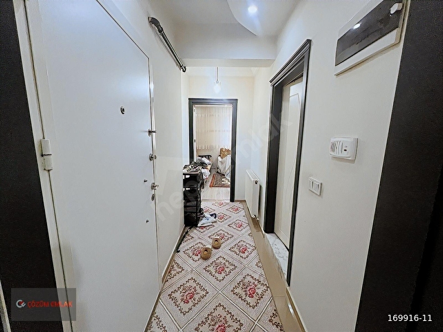 ÇÖZÜM EMLAKTAN MURADİYE 23 NİSAN PARKI CİVARI 1+1 EŞYALI DAİRE - Görsel 13