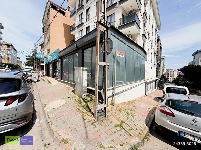 Çekmeköy Taşdelende Kurumsal Kiracılı Satılık Dükkan - Görsel 11