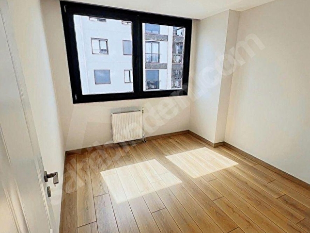 VİZYONDAN SUADİYEDE MARMARAYA YAKIN 140 M2 GENİŞ 3+1 ARAYANLARA - Görsel 25