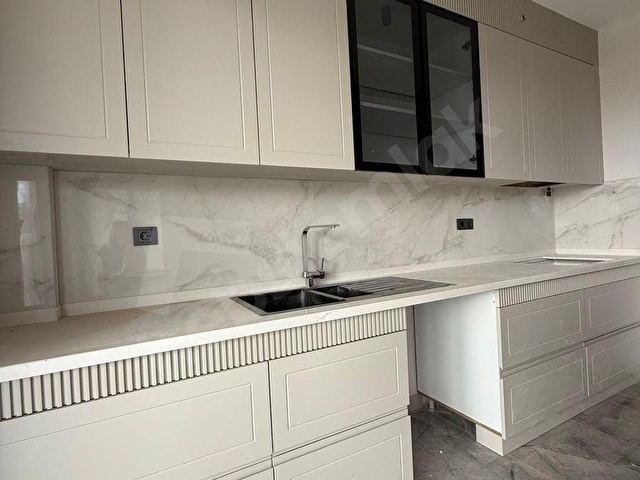 GÜLEMDEN HALLAÇLARDA ÖNÜ AÇIK YEŞİL ALAN LÜKS 2+1 DAİRE - Görsel 7