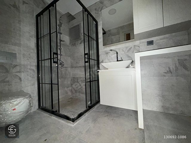 GÜLEMDEN HALLAÇLARDA ÖNÜ AÇIK YEŞİL ALAN LÜKS 2+1 DAİRE - Görsel 15