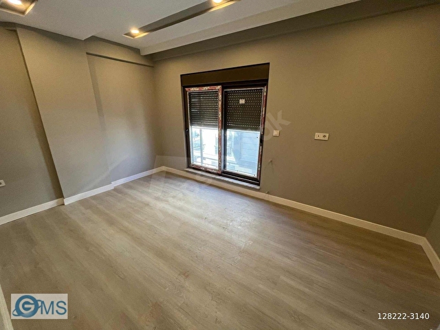 IKEAya 1 Km | Havuzlu Site İçerisinde Sıfır İskanlı Daire - Görsel 10