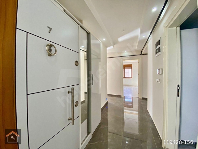 GÜNAY EMLAKTAN SATILIK TORBALIDA HAVUZLU SİTE İÇERİSİNDE 3+1 165 M2 DOĞALGAZLI LÜKS DAİRE - Görsel 7