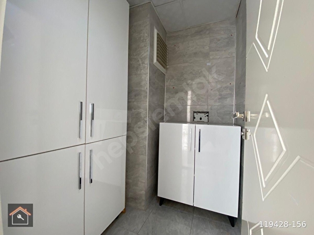 GÜNAY EMLAKTAN SATILIK TORBALIDA HAVUZLU SİTE İÇERİSİNDE 3+1 165 M2 DOĞALGAZLI LÜKS DAİRE - Görsel 27