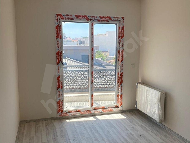 SEFERİHİSAR MERKEZDE SIFIR ASANSÖRLÜ GENİŞ 2+1 DAİRE - Görsel 6