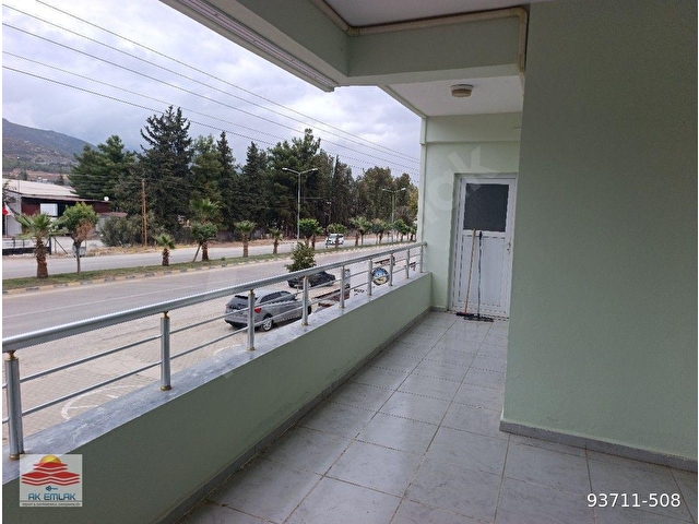 Hatay Hassa PTT karşısı dervişpaşa bulvarı üzerinde satılık doğalgazlı geniş daire - Görsel 19