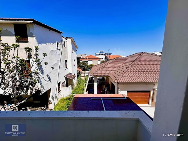 Urla Atatürk Mahallesi Güneş Sitesinde Kiralık 3+1 - Görsel 25
