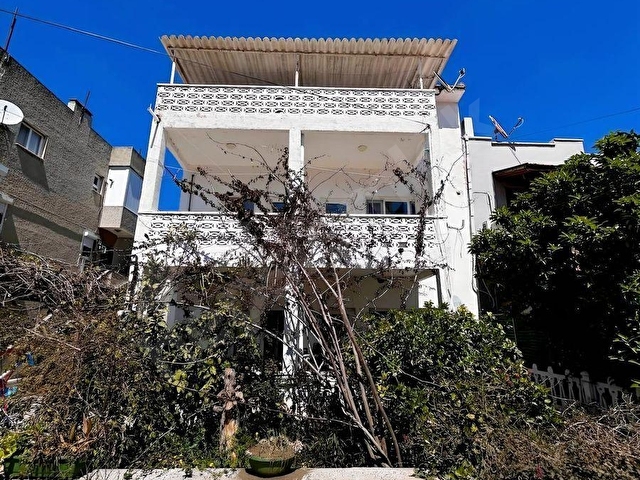 Urla Atatürk Mahallesi Güneş Sitesinde Kiralık 3+1 - Görsel 14