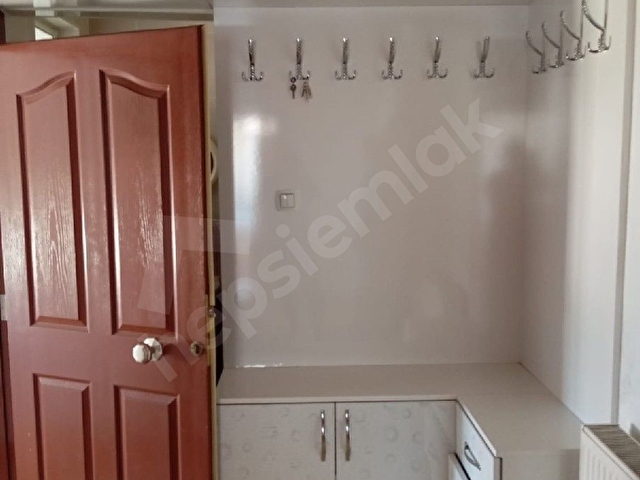 Aydınlıkevler Mahallesi Fen Lisesinin altında 2+1 Kiralık Daire - Görsel 3