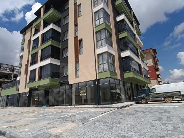 EVİM TÜRKİYE BİZİM EMLAKTAN MUHTEŞEM KONUMLU KİRALIK DÜKKAN!