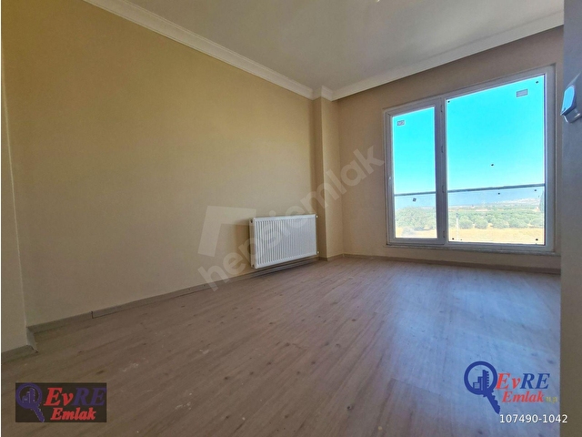EvRE Emlaktan Gömeçte Ebeveyn Banyolu 3+1 Kiralık 4 Cephe Daire - Görsel 16
