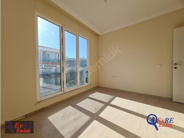 EvRE Emlaktan Gömeçte Ebeveyn Banyolu 3+1 Kiralık 4 Cephe Daire - Görsel 29