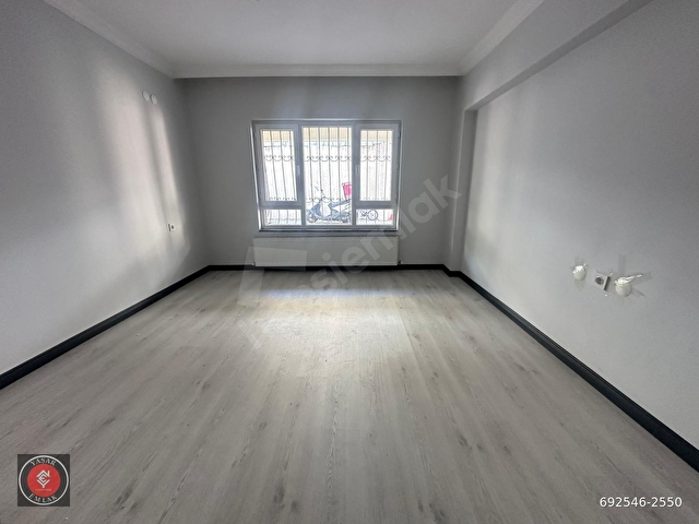 AKDERE MAH 2+1 GİRİŞ KAT YAPILI CADDE YAKINI KİRALIK DAİRE