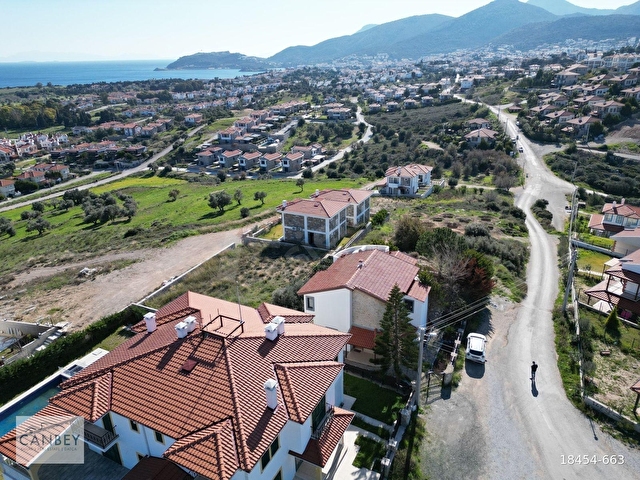 DATÇA BURGAZDA MUHTEŞEM MANZARALI HAVUZLU VİLLA - Görsel 3