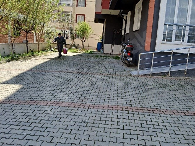 Altınova 2+1 büyük daire yüksek giriş - Görsel 5