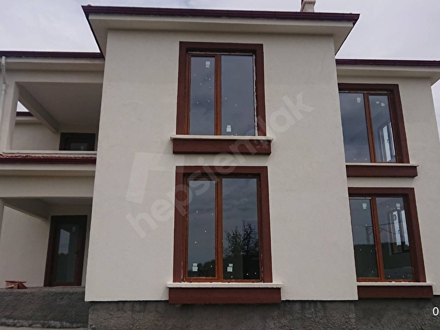 ÇAMLIDEREDE ETRAFI ORMAN, 1 DÖNÜM İÇİNDE 200 M2 MÜSTAKİL VİLLA - Görsel 2