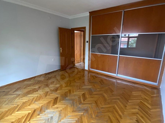 BU İLK ÖN CEPHE 5+1 DUBLEKS MERKEZİ 220M2 NET EBEVYN BANYOLU - Görsel 27