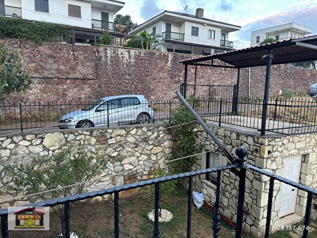 Yeni Foça Müstakil Taş Ev Deniz Manzaralı Büyük Bahçeli Eşyalı Havuzlu Doğal Gazlı 210m2 7+1 Dublex - Görsel 5