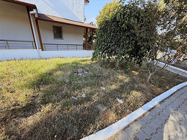 KURALLAR GAYRİMENKULDEN KARAAĞAÇ SAHİLİNDE VİLLA
