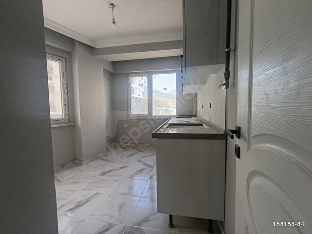 ŞEREFİYESİ YÜKSEK CADDE ÜSTÜ ARA KAT SIFIR SATILIK 3+1 - Görsel 26
