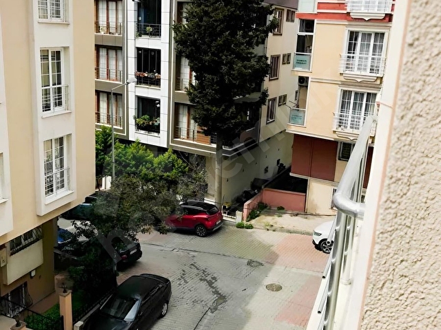 K.ÇEKMECE YENİMAHALLEDE 2+1 SATILIK DAİRE - Görsel 3