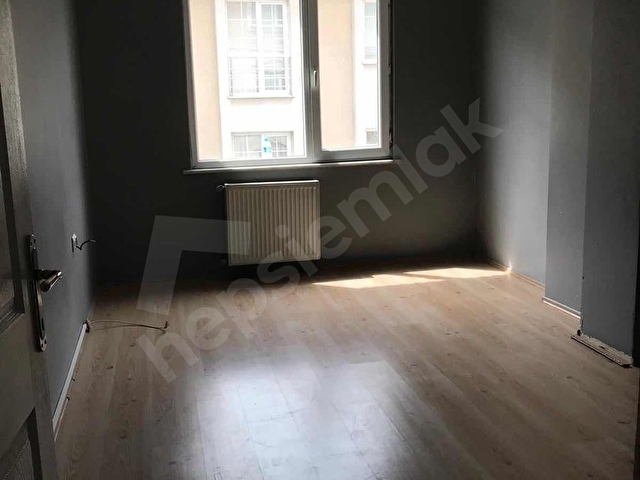 K.ÇEKMECE YENİMAHALLEDE 2+1 SATILIK DAİRE - Görsel 14